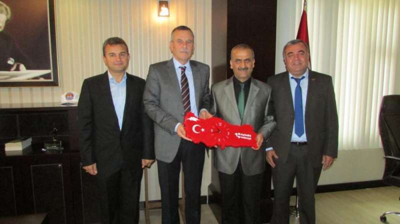 BAŞARI KOLEJİNDEN KAYMAKAM GÜNLÜ\'YE ZİYARET