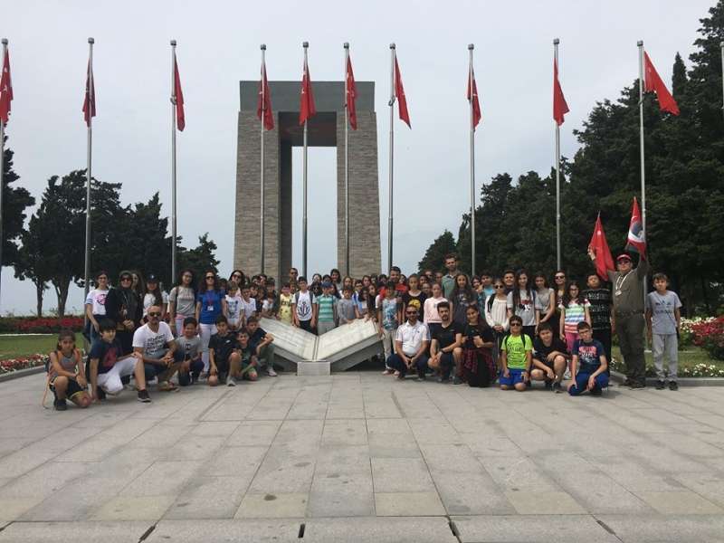 BAŞARI’LI ÖĞRENCİLER ÇANAKKALE’DE TARİHE YOLCULUK YAPTI!