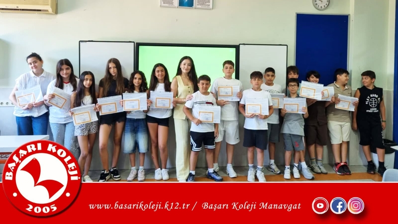 ÖZEL AKDENİZ BAŞARI KOLEJİ ORTAOKULU ÖĞRENCİLERİNİN KARNE HEYECANI